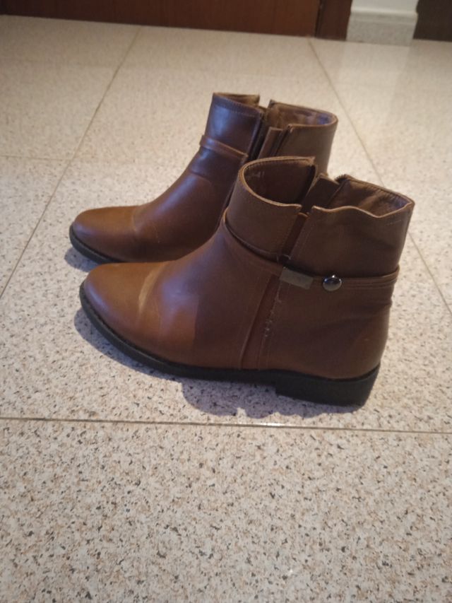 Botas marrones