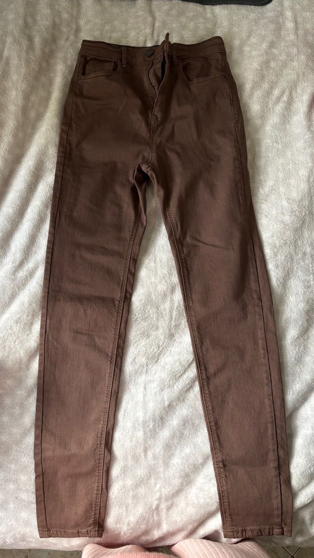 Pantalones marrones