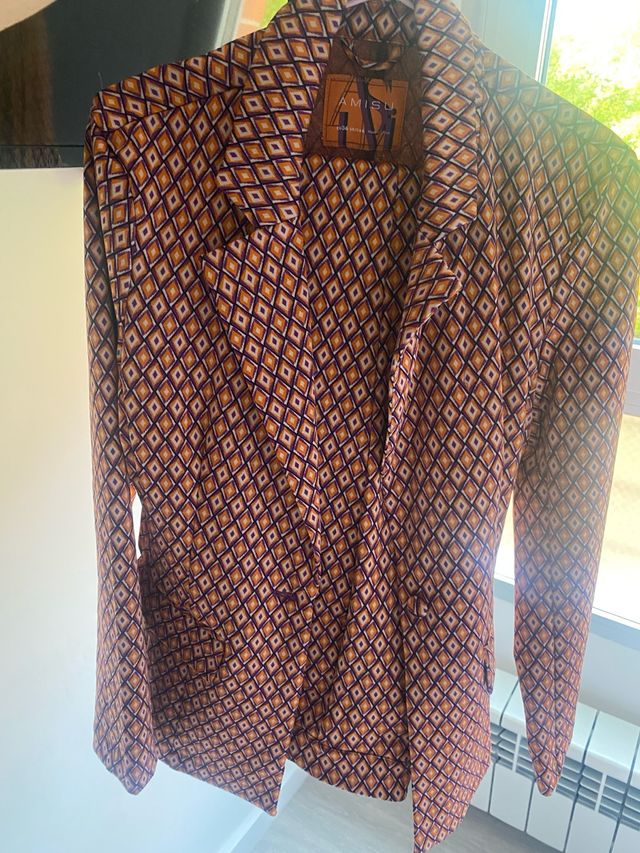 Traje de chaqueta y pantalón AMISU