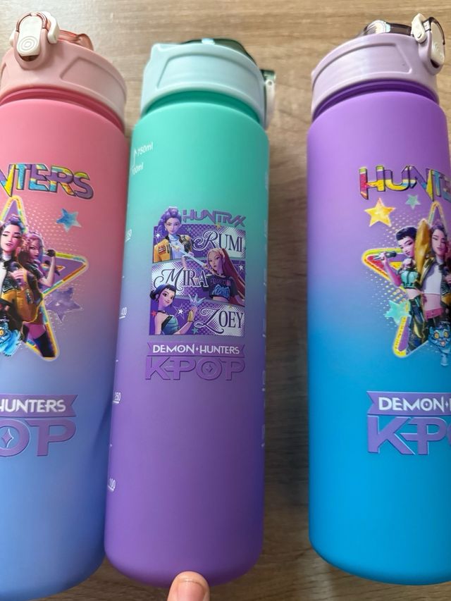 Botellas K-Pop Demon Hunters