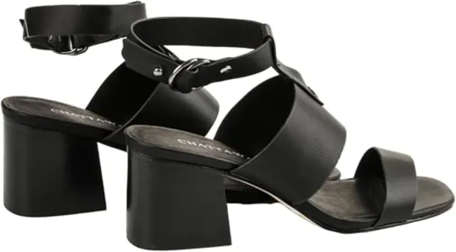 Sandalias de tacón negras para mujer