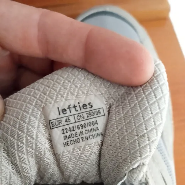 Zapatillas Kelme Beige y Gris