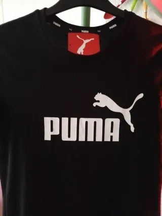 Camiseta Puma Negra Logo Blanco