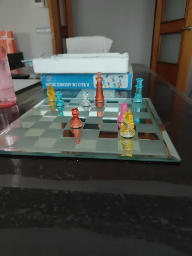 Juego de Ajedrez de Cristal 30cm