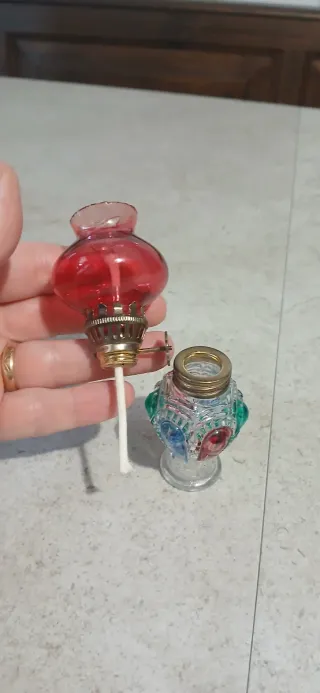 Lampada a olio vintage decorata