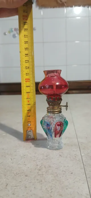 Lampada a olio vintage decorata