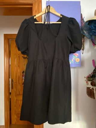 Vestido negro corto satén