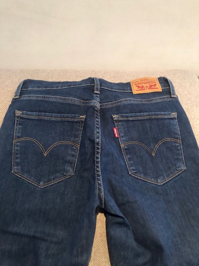 Vaqueros Levi's 311 Shaping Skinny Talla 26