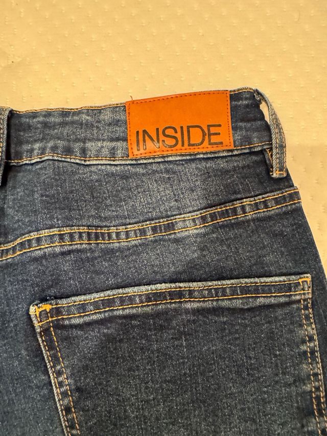 Vaqueros hombre desgastados