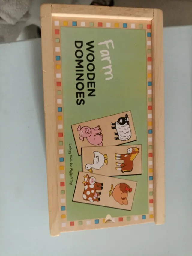 Dominó de Madera Granja