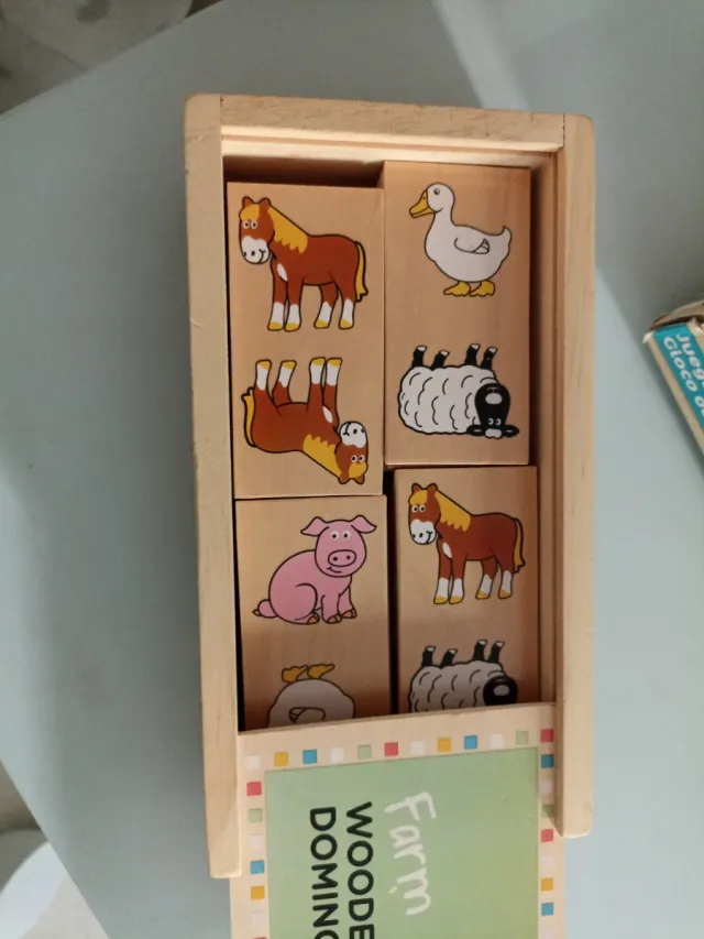 Dominó de Madera Granja