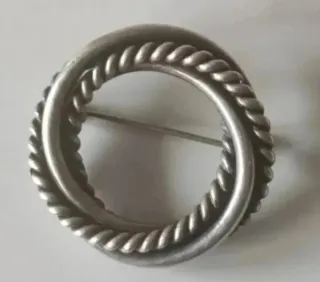 Broches y Llavero Plata de Ley