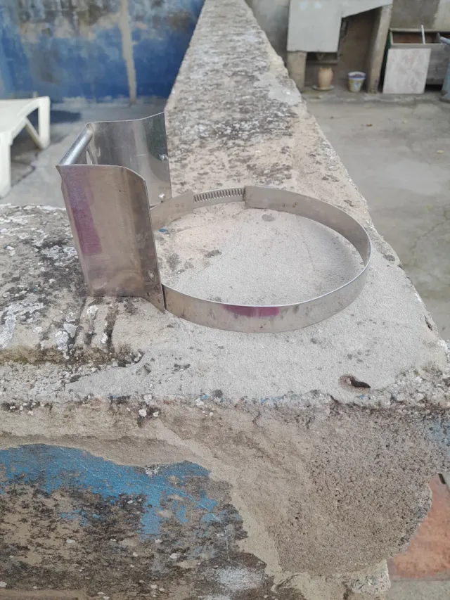 Abrazadera para chimenea de acero inoxidable
