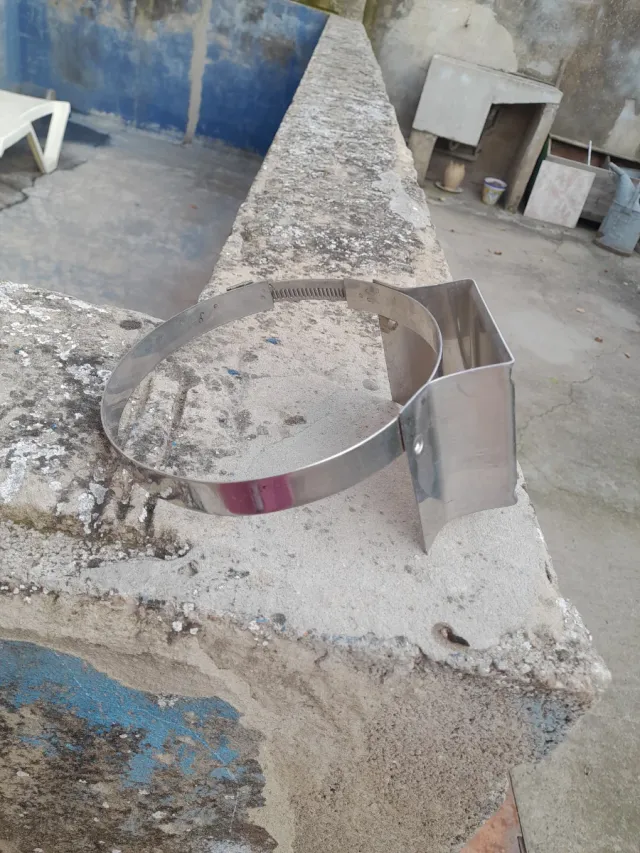 Abrazadera para chimenea de acero inoxidable