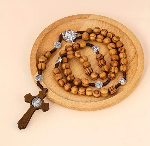 Rosario San Benito Madera 60cm