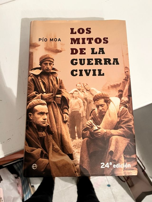 Los Mitos de La Guerra Civil (Spanish Edition)