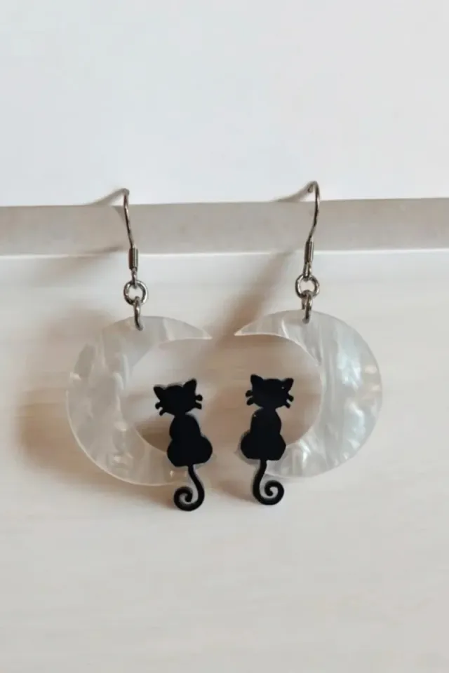2 pares pendientes gato luna