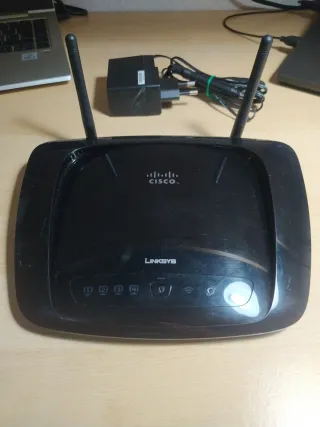 Router Cisco Linksys WRT160NL Inalámbrico