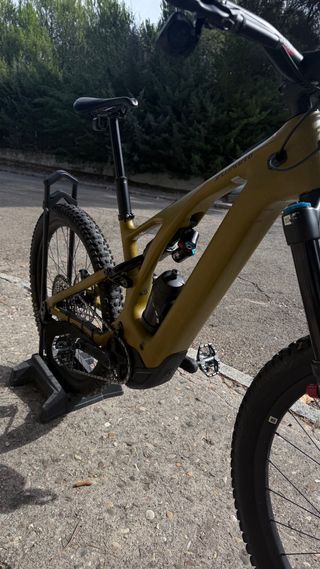 Bicicleta eléctrica montaña Specialized