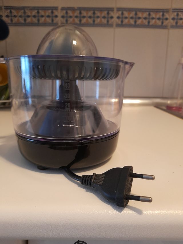 Exprimidor Moulinex Ultra Compact