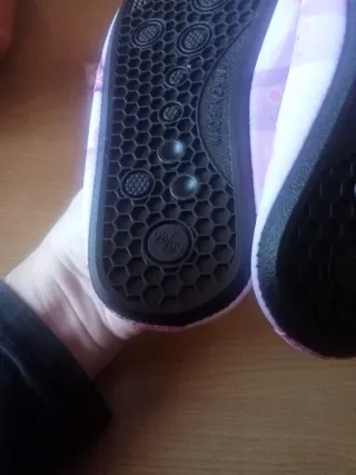 Zapatillas de playa niña nuevas. Talla 28-29