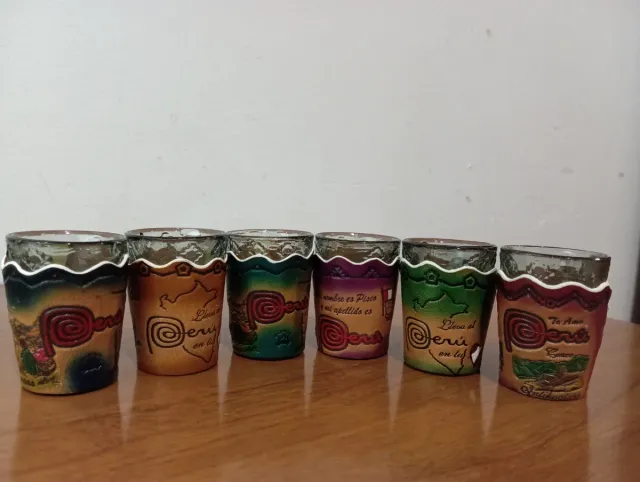Juego 6 Vasos Chupito Peruanos Funda Cuero
