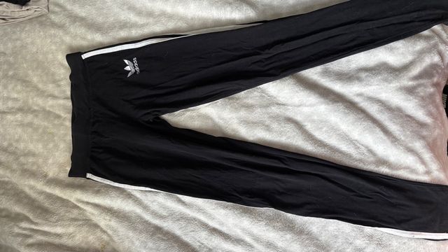 Adidas Leggings Negros con Rayas Blancas