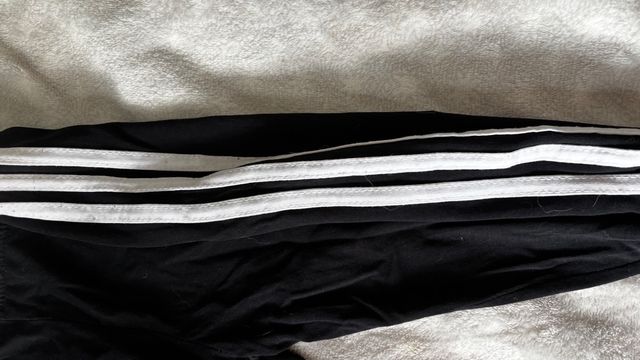 Adidas Leggings Negros con Rayas Blancas