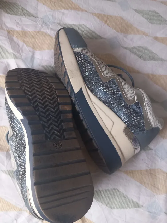 Zapatos mujer azul y plata con plataforma