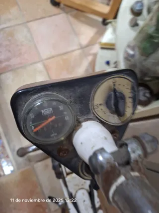 Bicicleta Estática BH Antigua