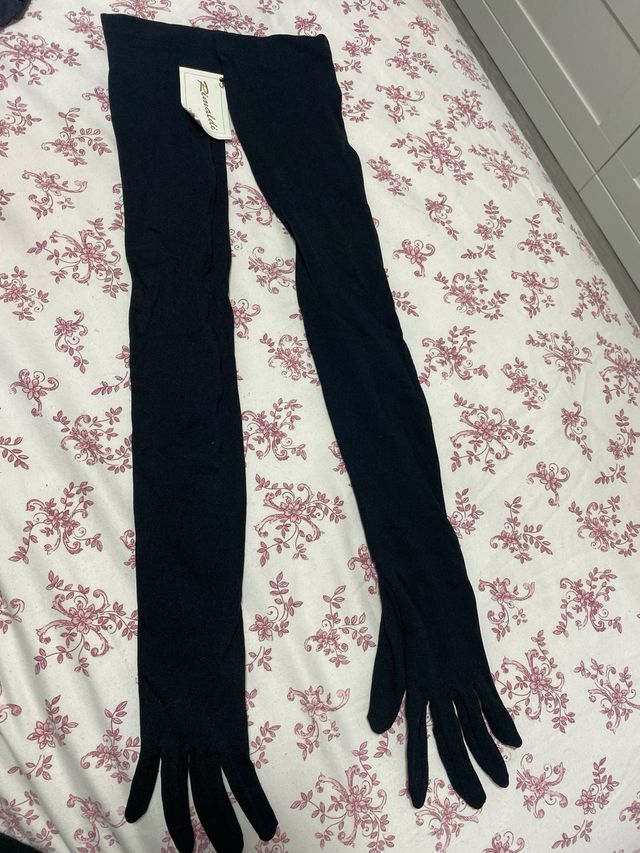 Guantes largos negros