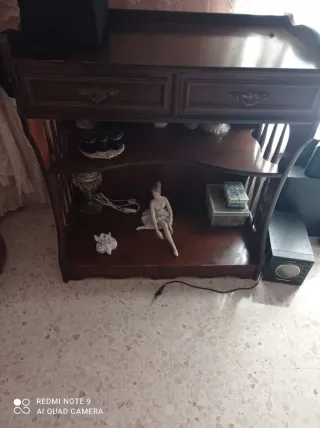 Mueble auxiliar madera y cristal