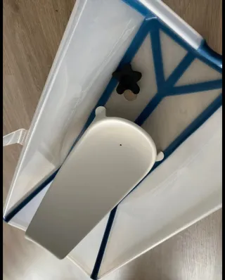 Bañera Stokke Flexi Bath con adaptador para bebé