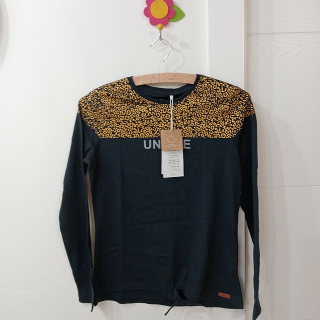 Camiseta manga larga. Name It. T. 13/14. Nueva