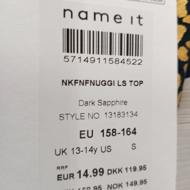 Camiseta manga larga. Name It. T. 13/14. Nueva