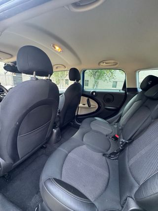 MINI Countryman SD SPORT POCOS KMS CON PEGATINA