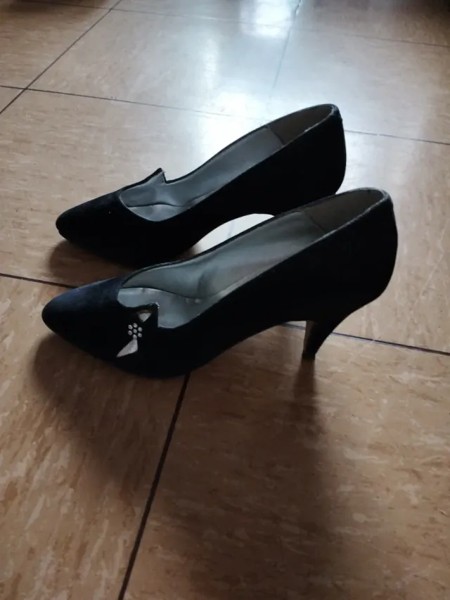 Zapatos de tacón negros para mujer talla 35