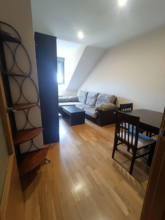 Ático 2 dormitorios ,plaza de garaje en Aranjuez