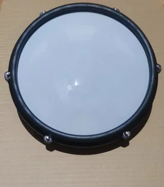 Caja Alesis Nitro Max