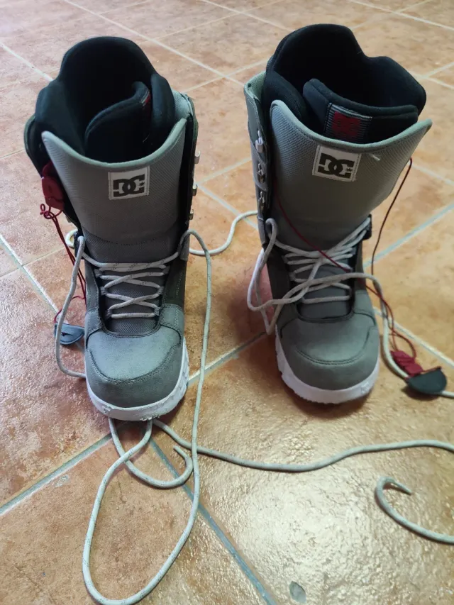 Botas Snowboard DC Shoes Grises y Verdes