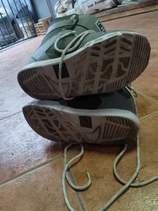 Botas Snowboard DC Shoes Grises y Verdes