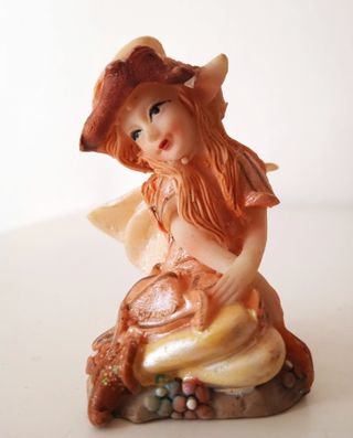 Set 2 Fatine In Resina Anni 90