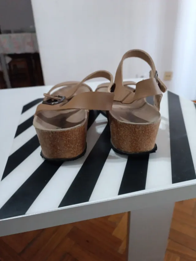 Sandalias Beige/Marrón