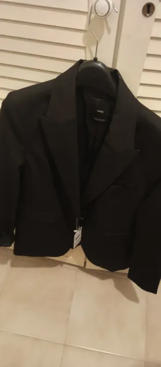 Americana Mango Negra