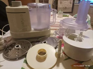 Robot da cucina Krups con accessori