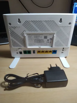 Router Zyxel EX-3301-T0 WiFi