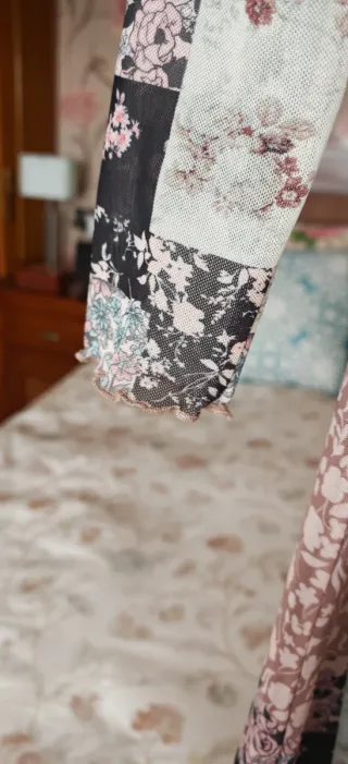 Vestido gasa password floral Stradivarius Talla X