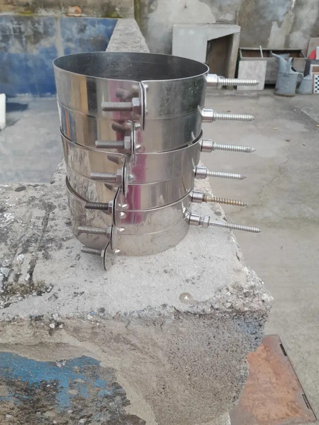 Abrazaderas para chimenea inox