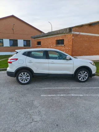 Nissan Qashqai 2015