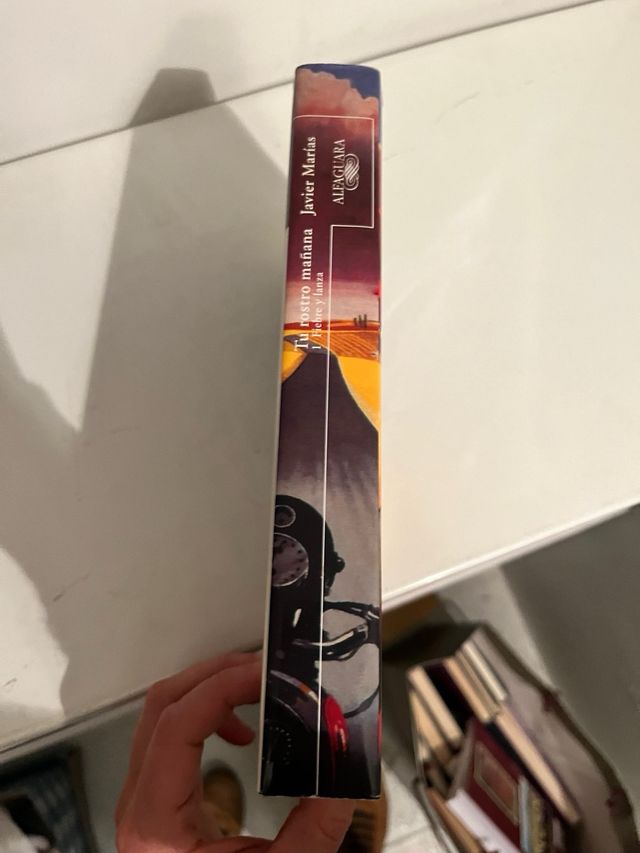 Tu rostro mañana. 1 Fiebre y lanza (Spanish Edi...